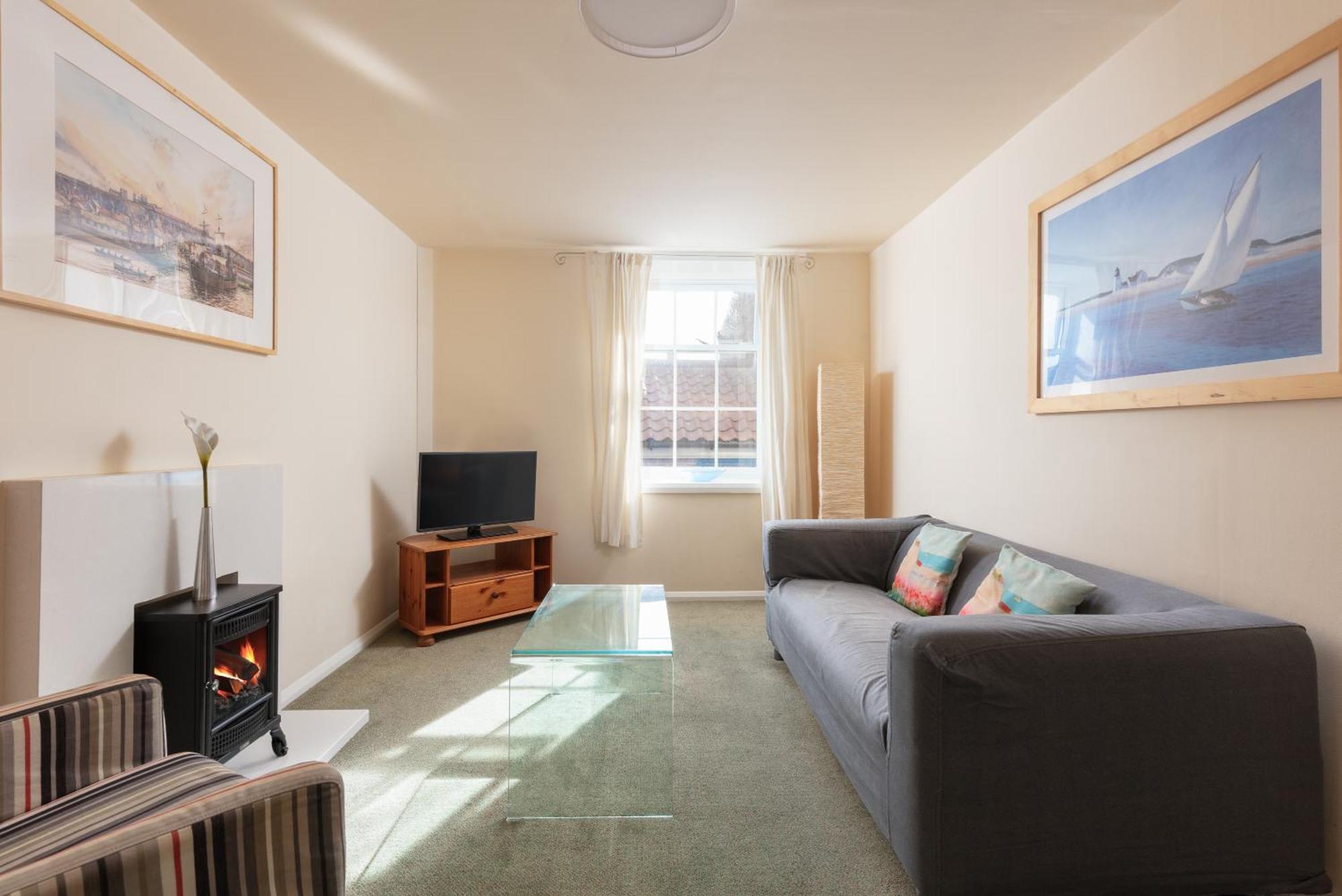 Discovery Accommodation Whitby Exterior photo
